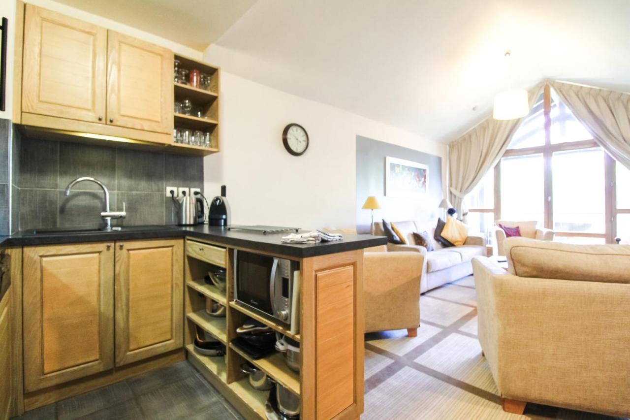 Exceptional 3 Bed Penthouse With Fireplace And Stunning Views Флен Экстерьер фото