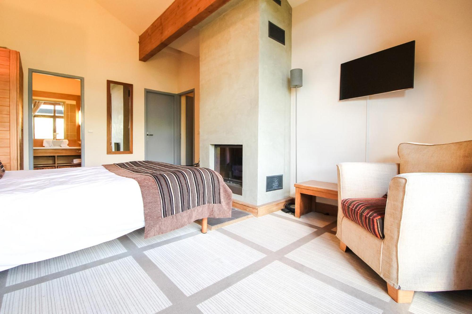 Exceptional 3 Bed Penthouse With Fireplace And Stunning Views Флен Экстерьер фото