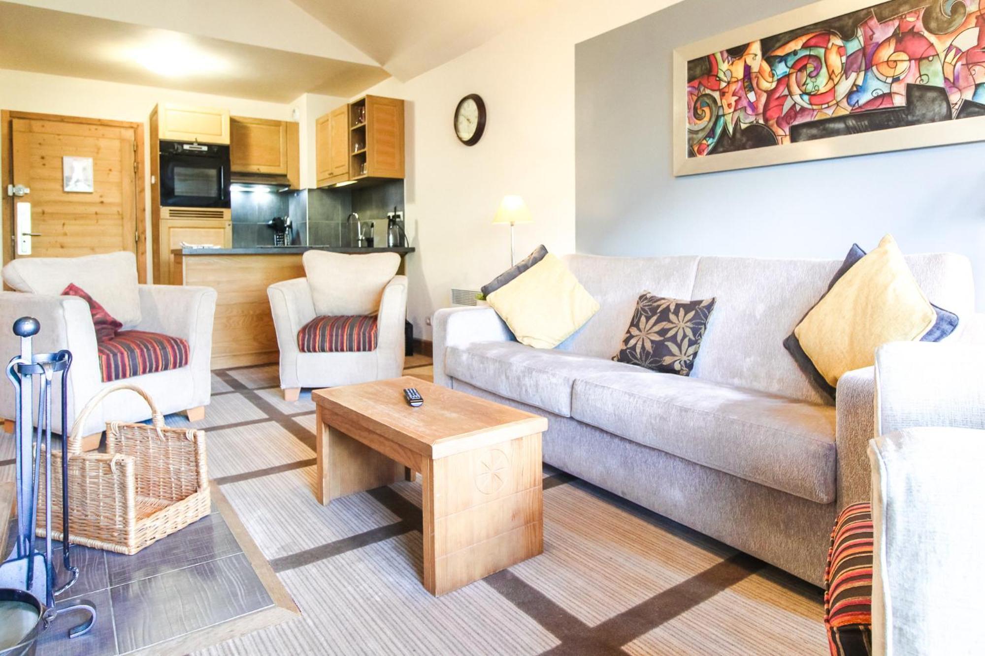 Exceptional 3 Bed Penthouse With Fireplace And Stunning Views Флен Экстерьер фото